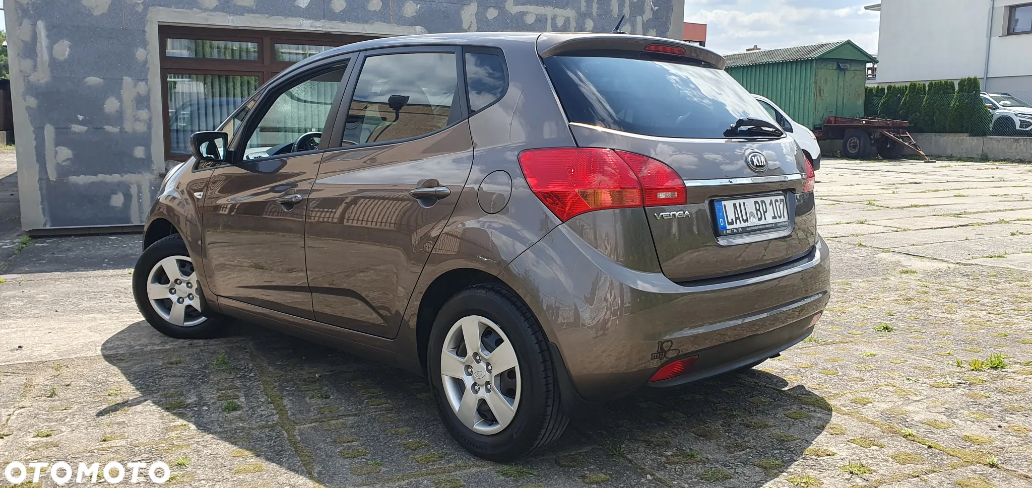 Kia Venga - 4