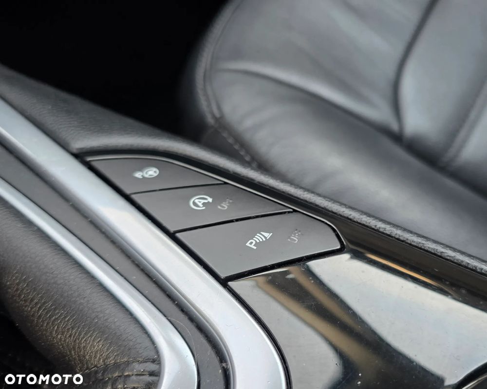 Ford Galaxy 2.0 TDCi Titanium - 29