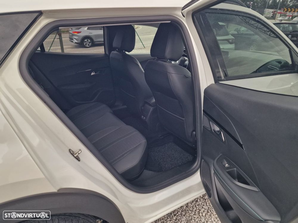 Peugeot e-2008 50 kWh Allure Pack - 10