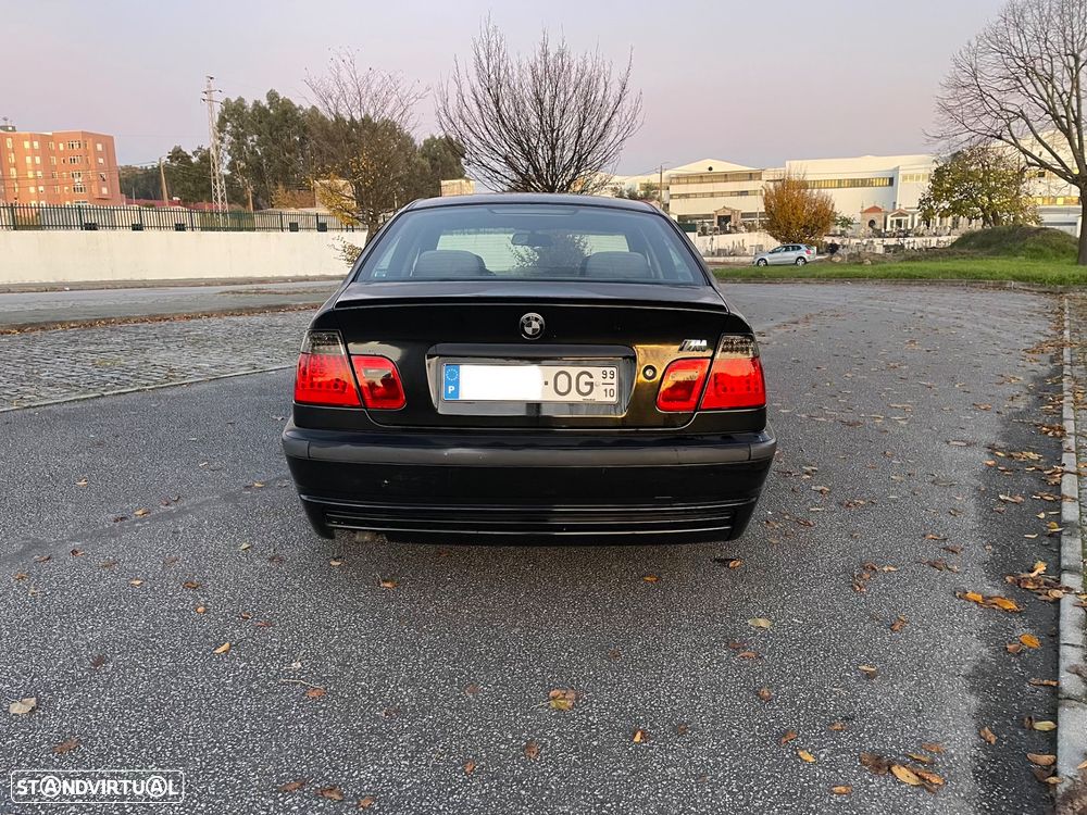 BMW 320 d - 4