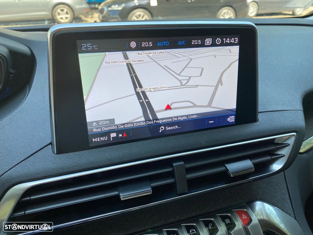 Peugeot 3008 1.5 BlueHDi Allure EAT8 - 25