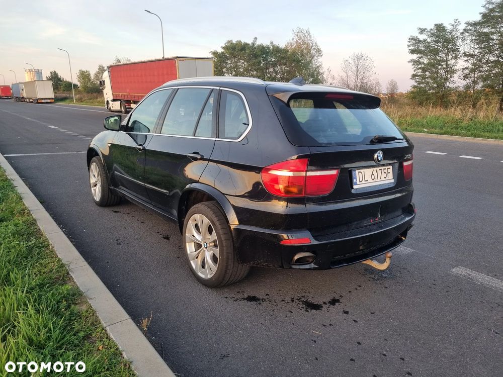 BMW X5 2008 photo 2