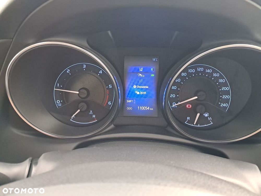 Toyota Auris 1.4 D-4D Premium - 25