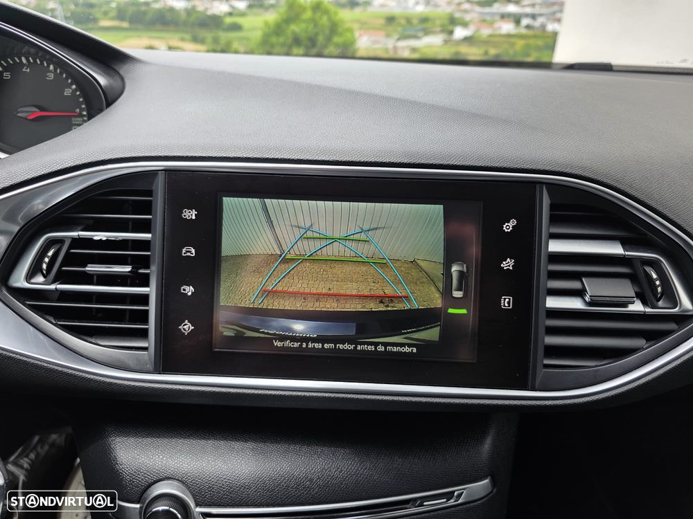 Peugeot 308 SW 1.2 PureTech Style J17 - 11