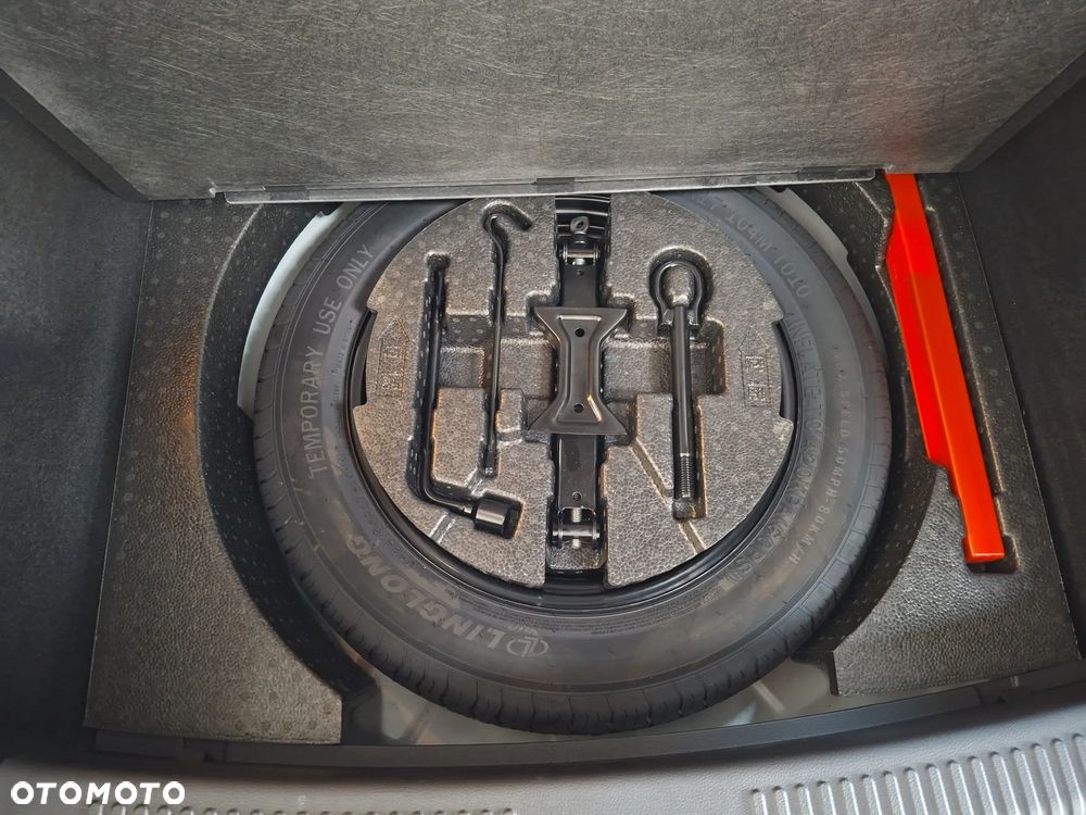 Bestune B70 1.5T Business DCT - 8