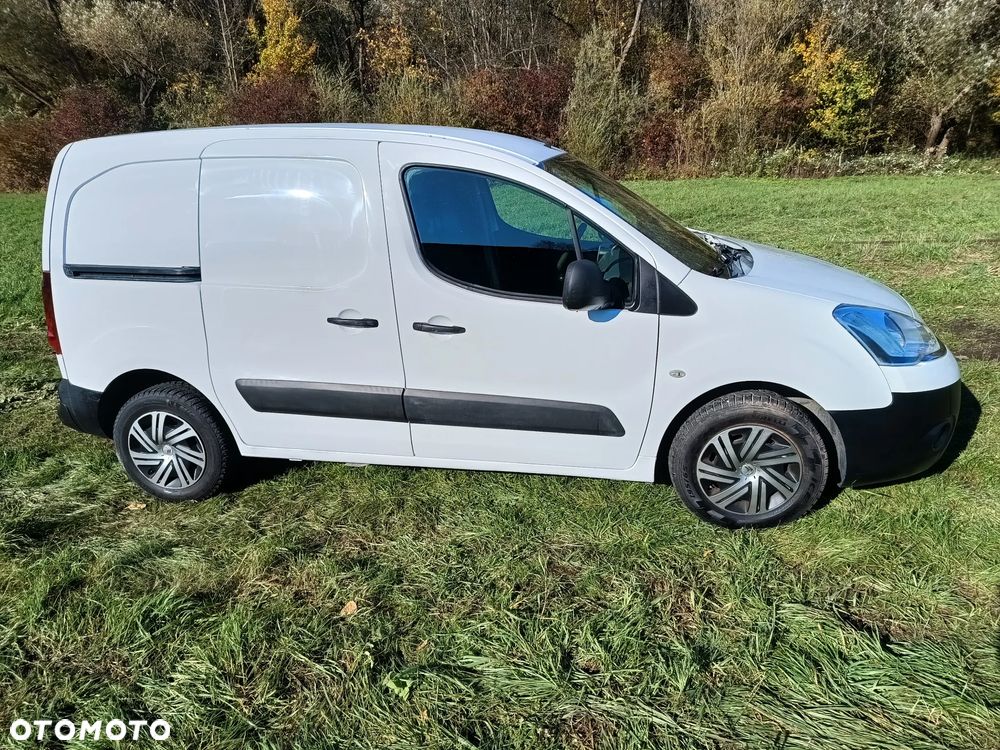 Citroën Berlingo 1.6 diesel 75kM manual, 2012 rok NOWY ROZRZĄD, GOTOWY DO JAZDY! - 4