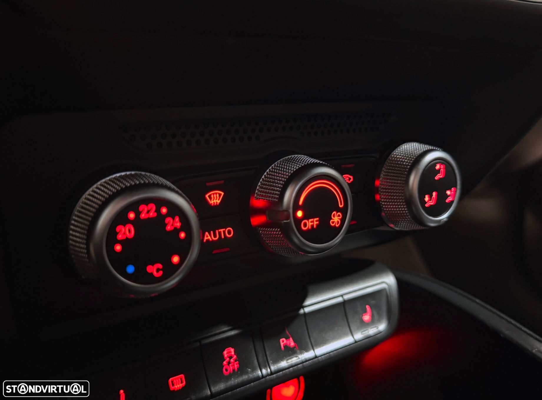 Audi A1 1.6 TDI S-line - 19