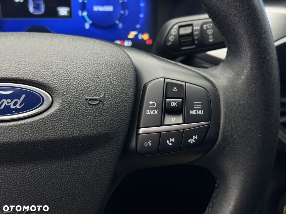 Ford Kuga - 26