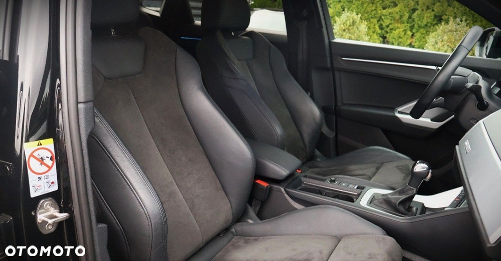 Audi Q3 Sportback - 16