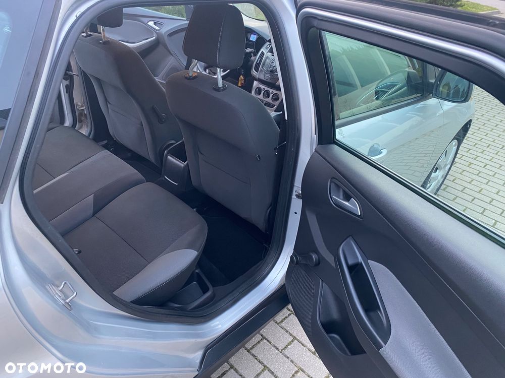 Ford Focus - 12