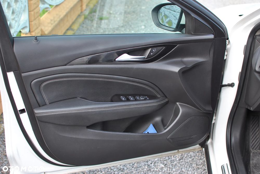 Opel Insignia CT 1.5 T Elite S&S - 22