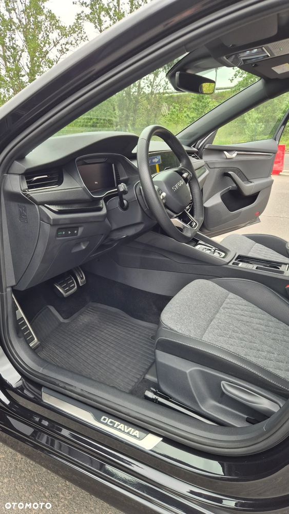 Skoda Octavia 1.5 TSI mHEV Sportline DSG - 24