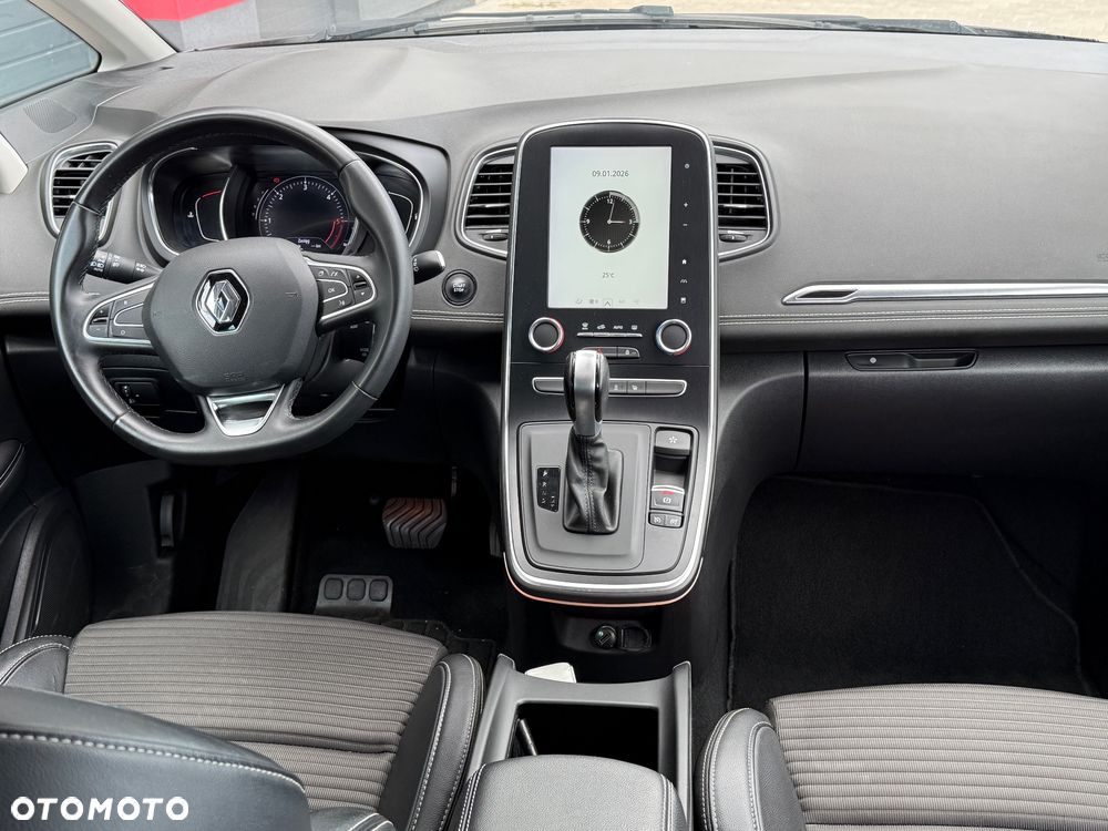 Renault Grand Scenic - 11