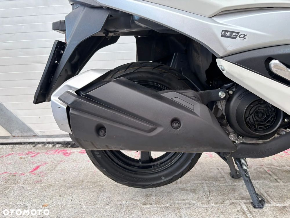 Suzuki Burgman - 22