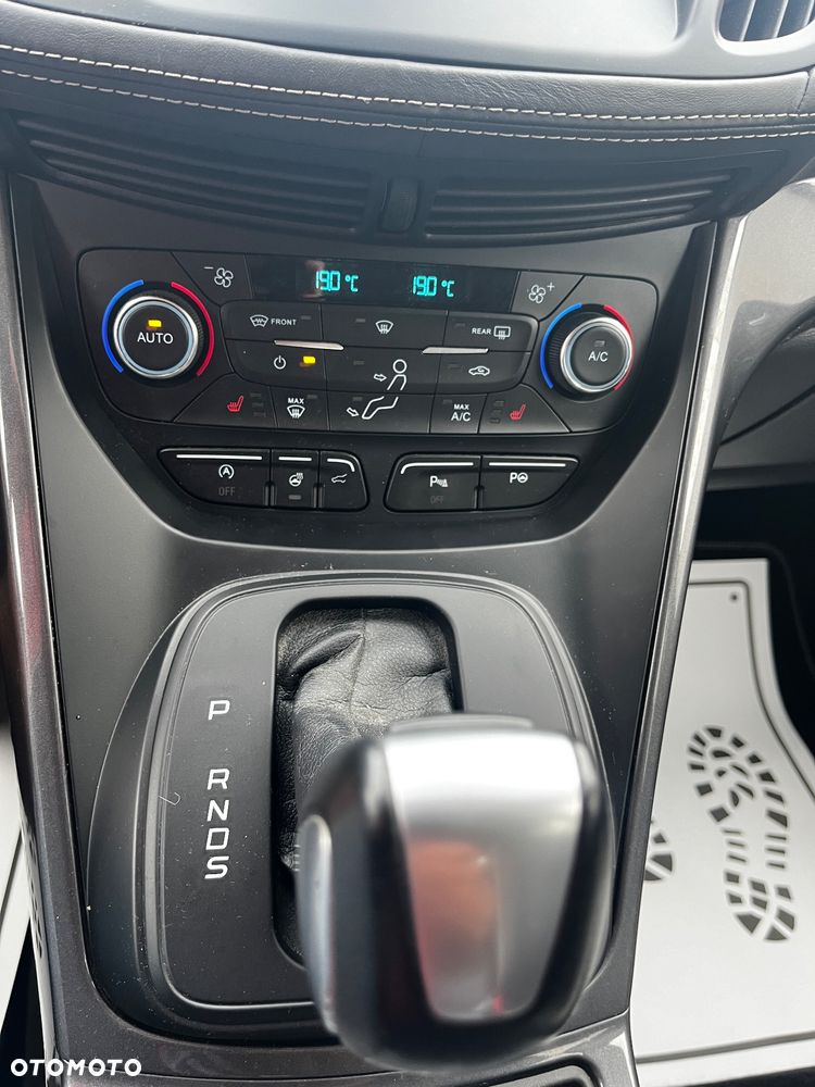 Ford Kuga 1.5 EcoBoost 4x4 Vignale - 35