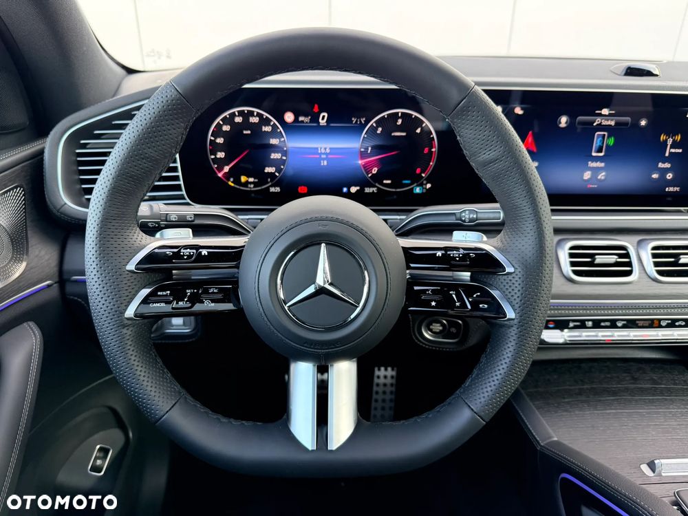 Mercedes-Benz GLE - 16