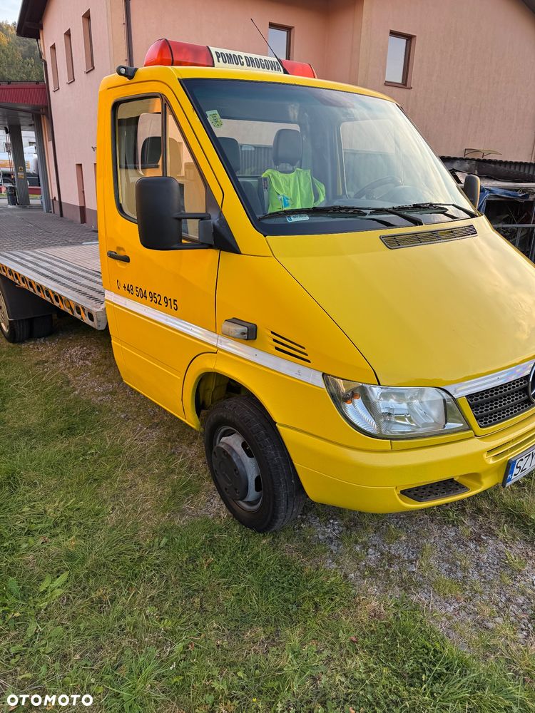 Mercedes-Benz Sprinter - 1