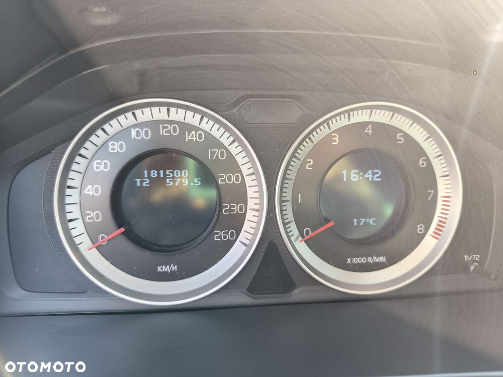 Volvo V60 - 15
