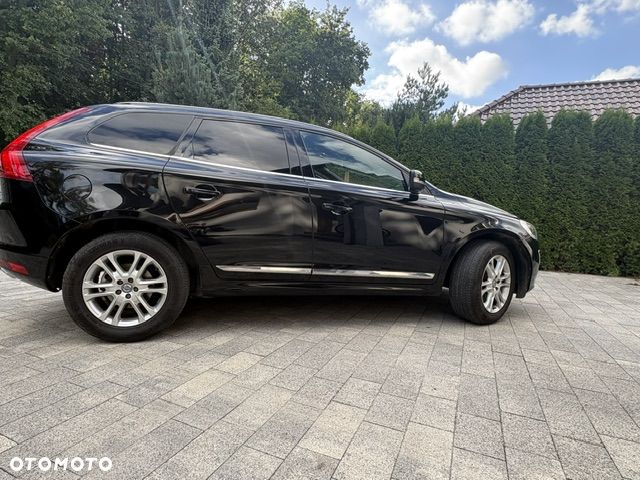 Volvo XC 60 D5 AWD Momentum - 21