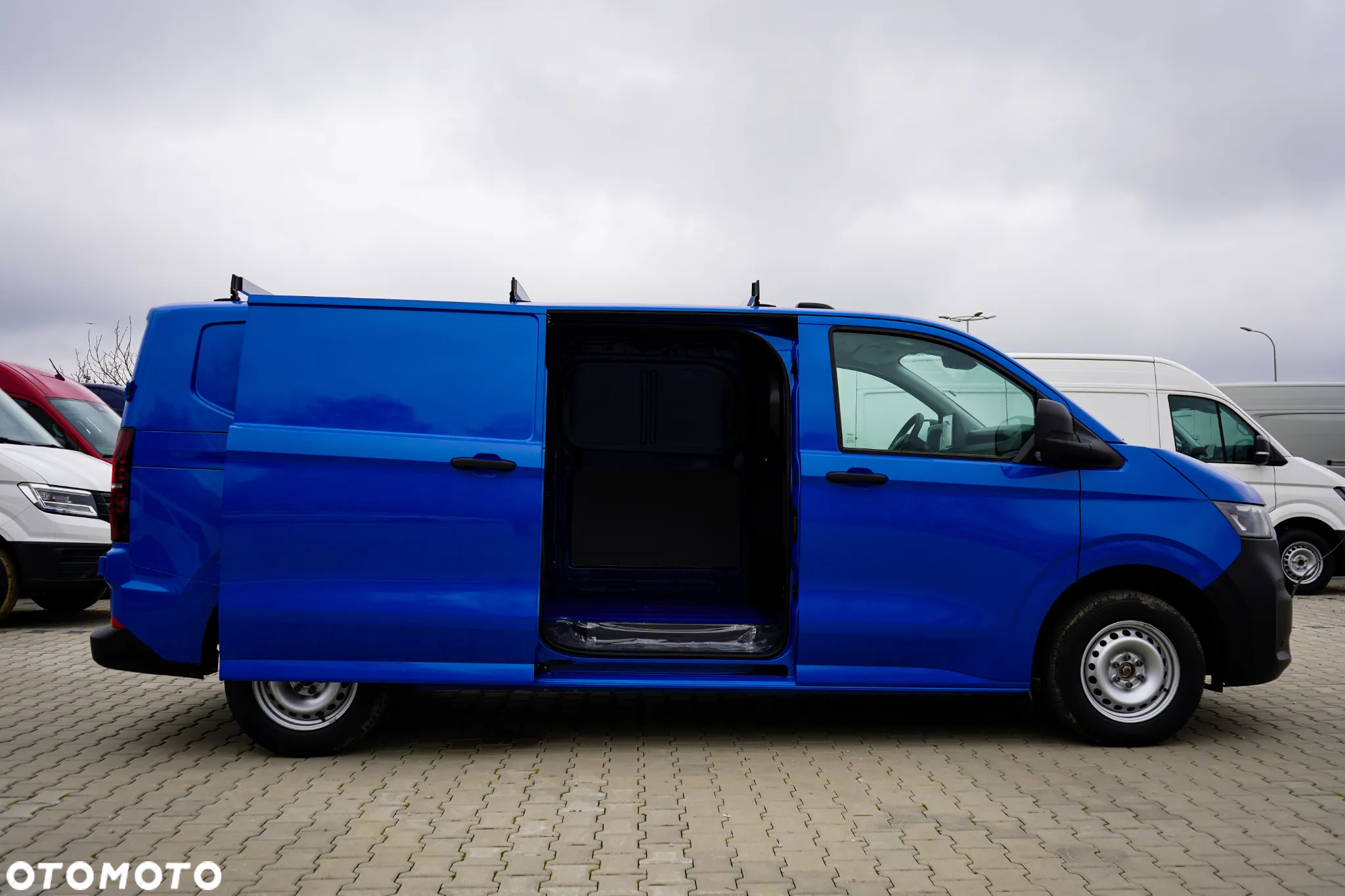 Volkswagen T7 Transporter - 8