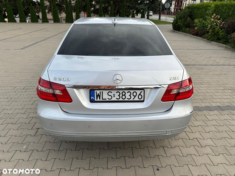 Mercedes-Benz Klasa E - 14