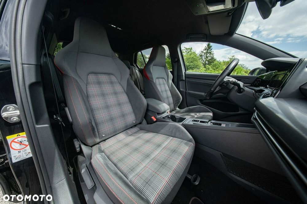 Volkswagen Golf 2.0 TSI GTI DSG - 23