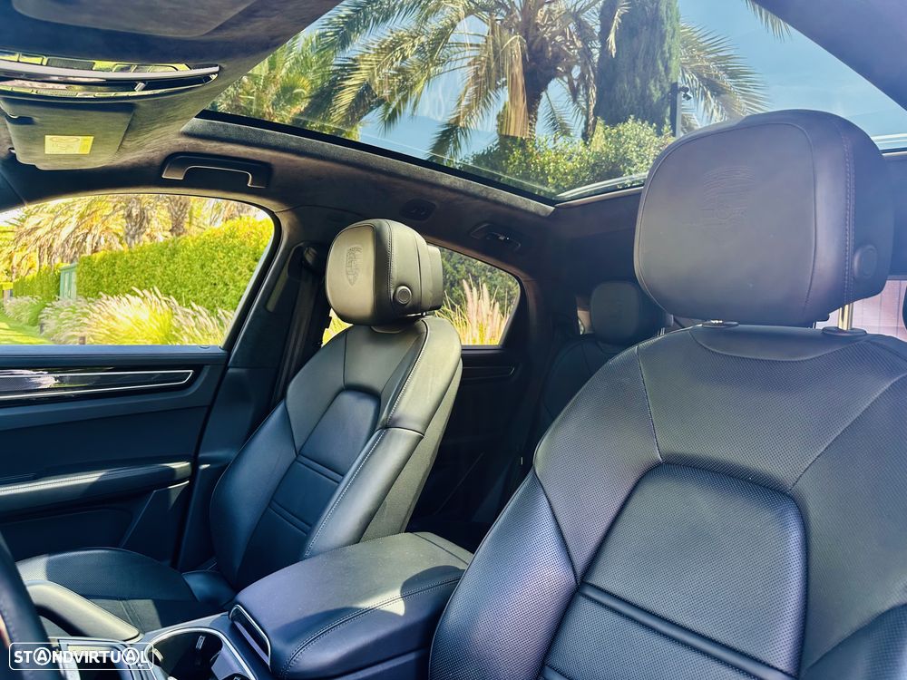 Porsche Cayenne GTS - 21