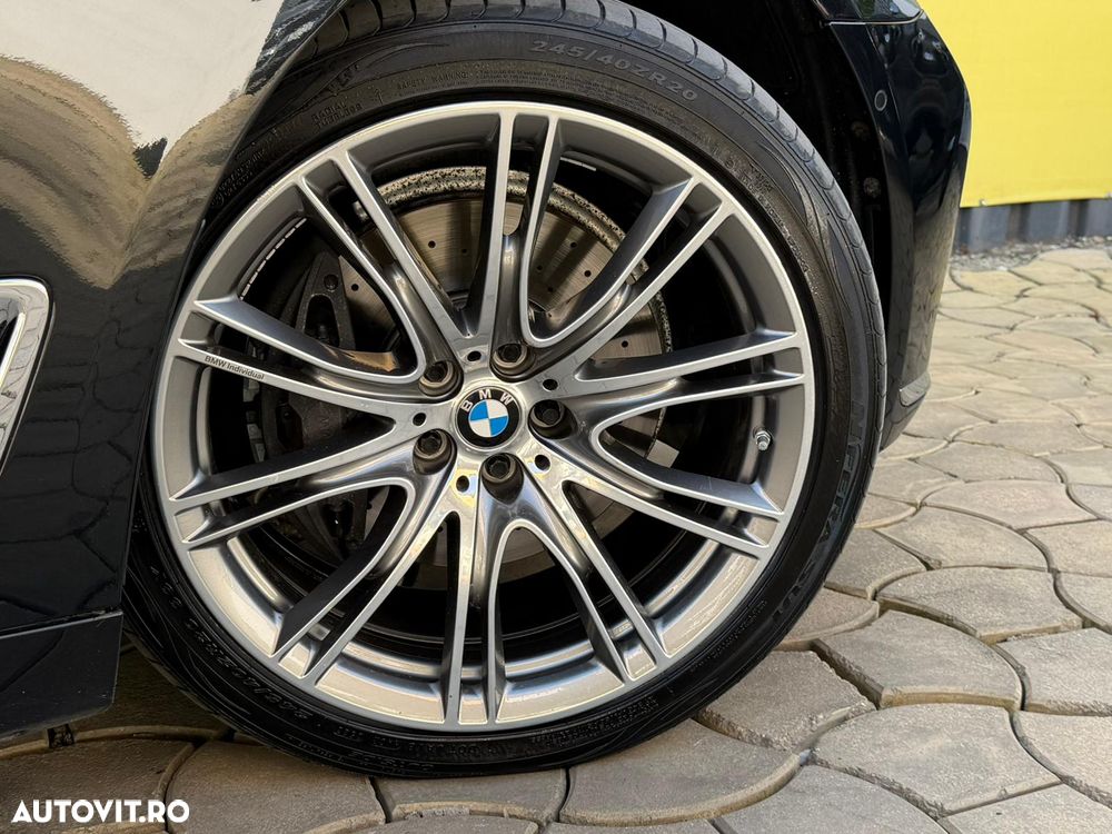 BMW Seria 7 740Ld xDrive - 32