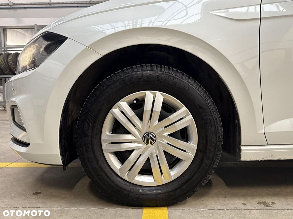 Volkswagen Polo - 30