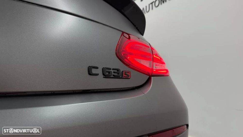 Mercedes-Benz C 63 AMG S - 13