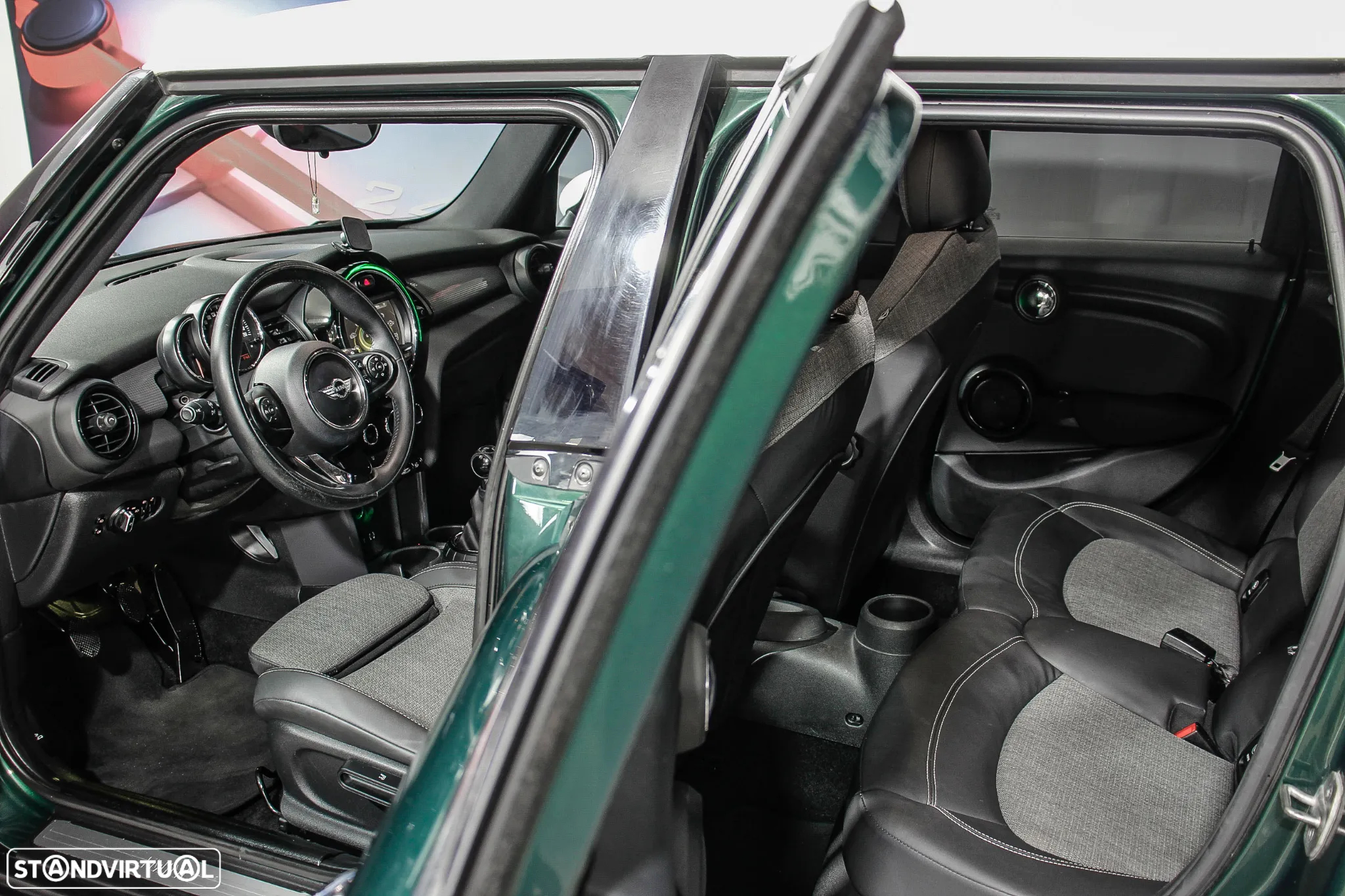MINI 5 Portas Cooper D - 12