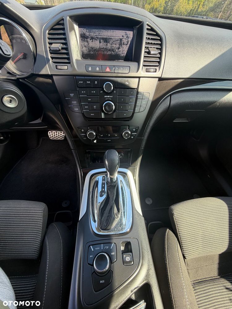 Opel Insignia - 15
