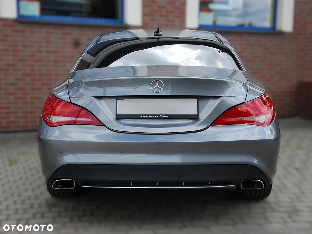 Mercedes-Benz CLA 220 CDI 7G-DCT AMG Line - 20