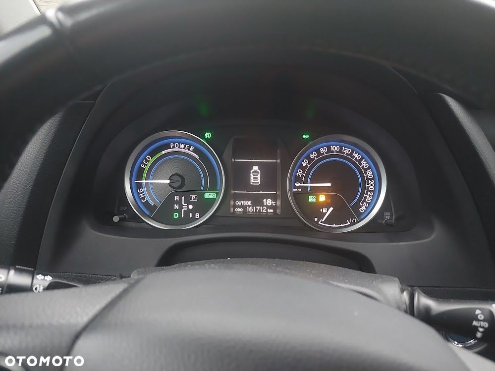 Toyota Auris 1.8 HSD Sol - 23