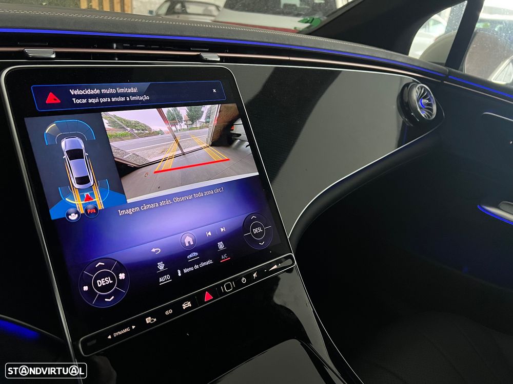 Mercedes-Benz EQE 300 Electric Art - 11