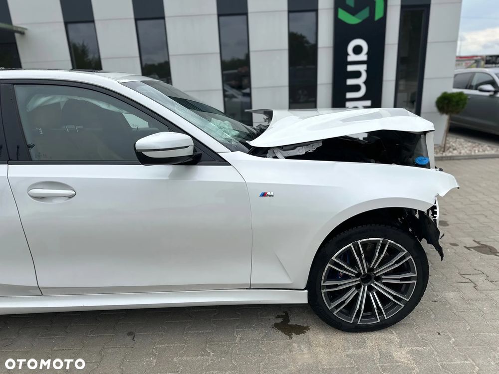 BMW Seria 3 330i xDrive - 7