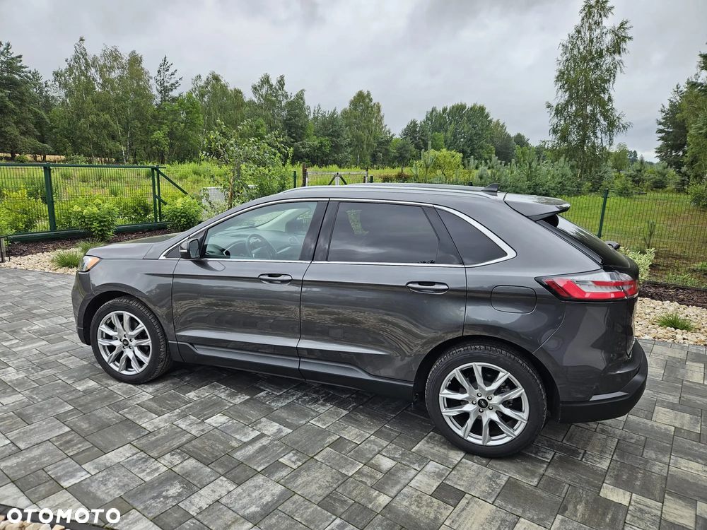Ford Edge - 8