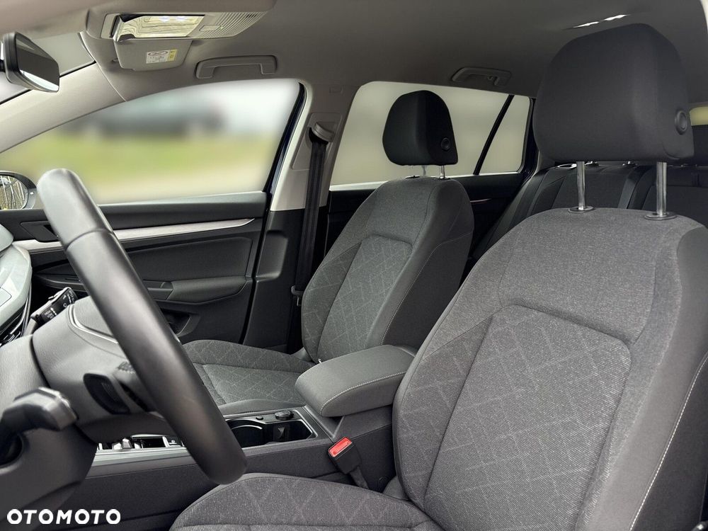 Volkswagen Golf VIII 2.0 TDI Life DSG - 10