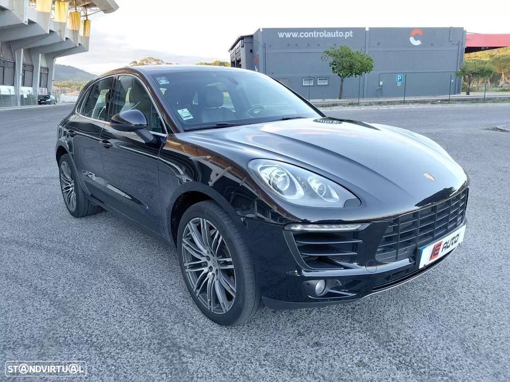 Porsche Macan S - 16