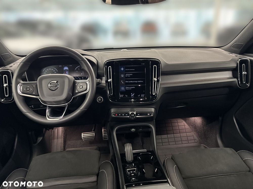 Volvo XC 40 B4 B R-Design - 17