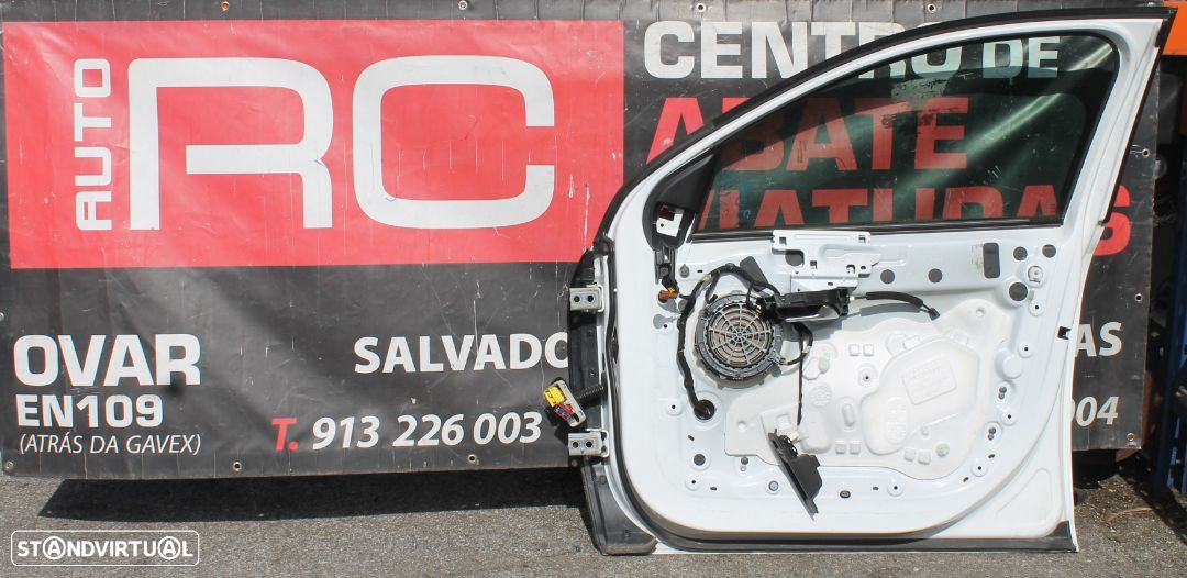 Porta da Frente do Lado Direito Peugeot 308 - 2