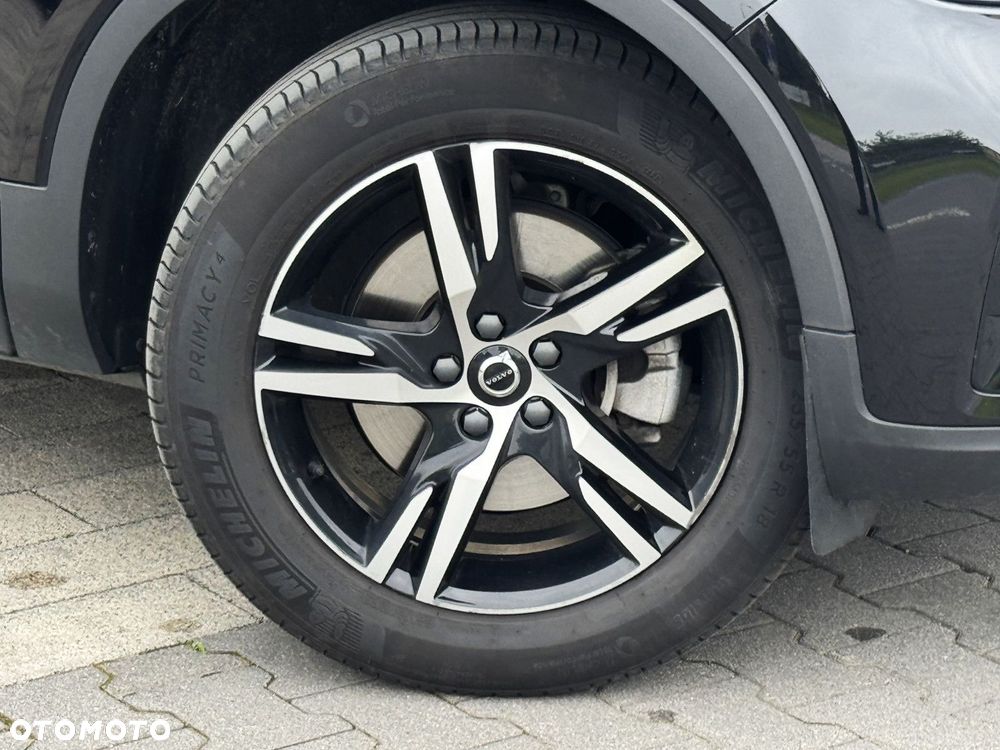 Volvo XC 40 - 4