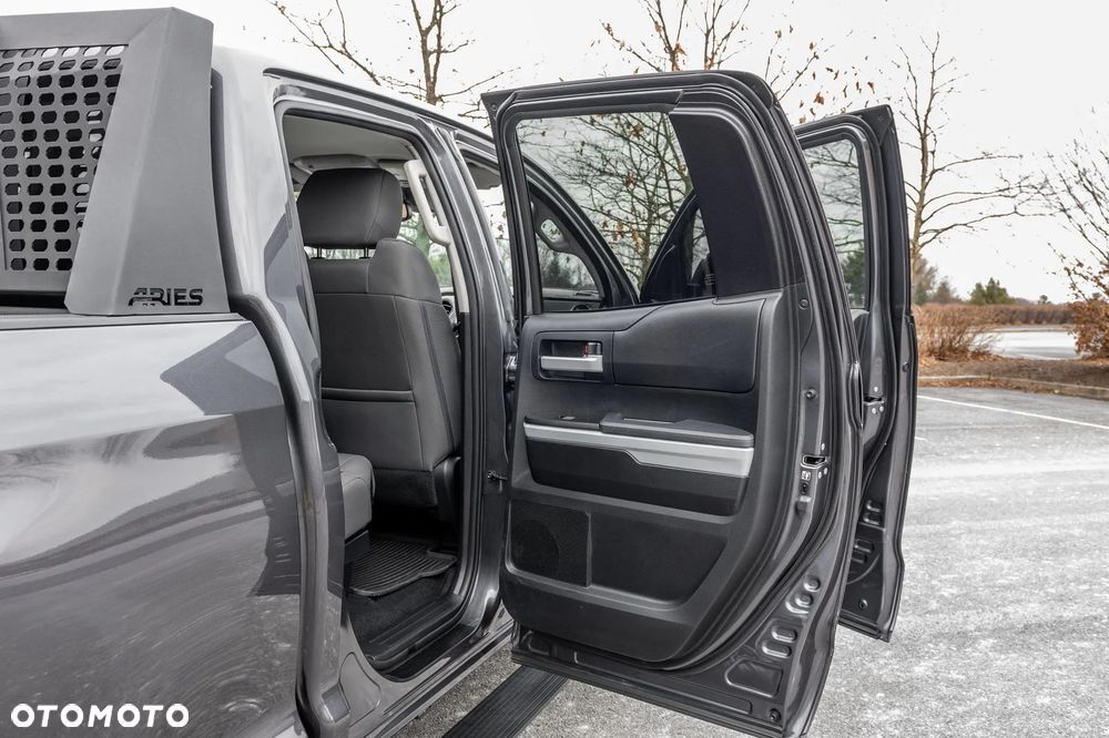 Toyota Tundra - 29