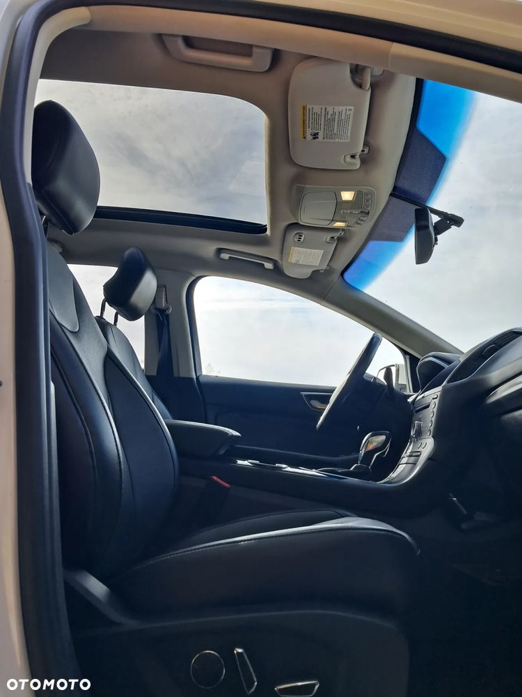 Ford Edge - 4
