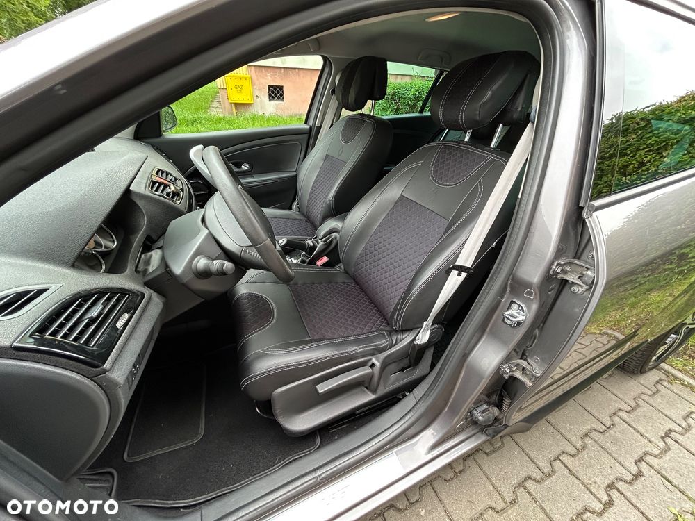 Renault Megane 1.5 dCi Bose Edition - 10