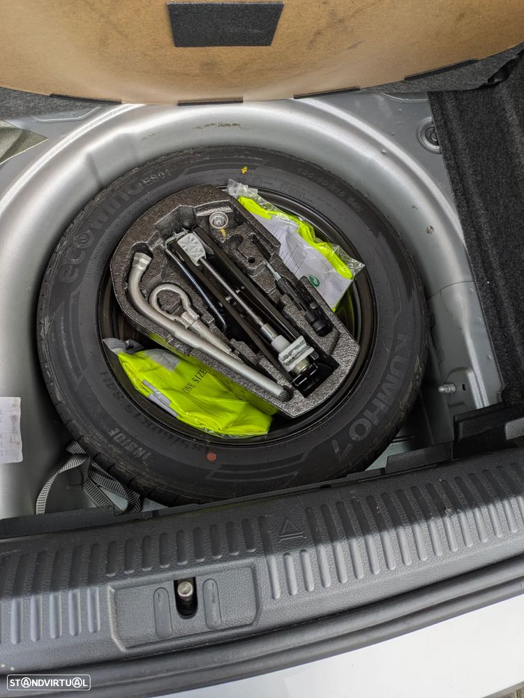 VW Polo 1.0 Lounge - 4