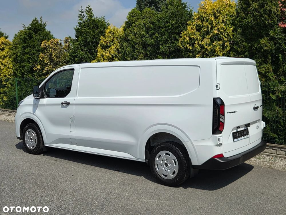 Ford TRANSIT CUSTOM - 4