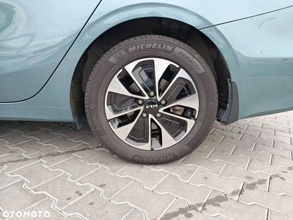 Kia Ceed 1.5 T-GDI M DCT - 13