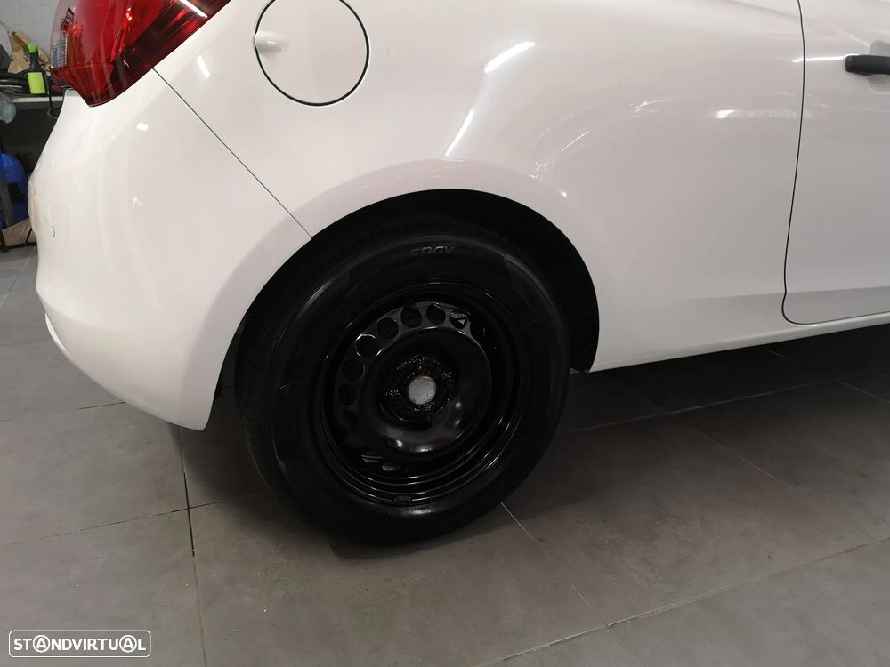 Opel Corsa Van - 15