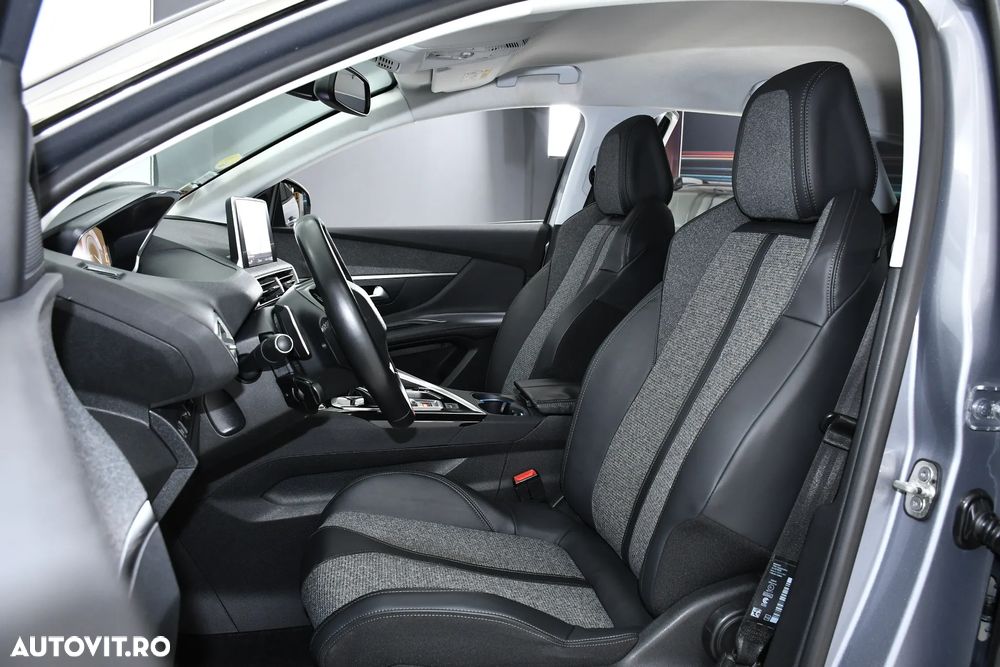 Peugeot 3008 PureTech 130 Stop & Start GPF EAT8 Allure - 14